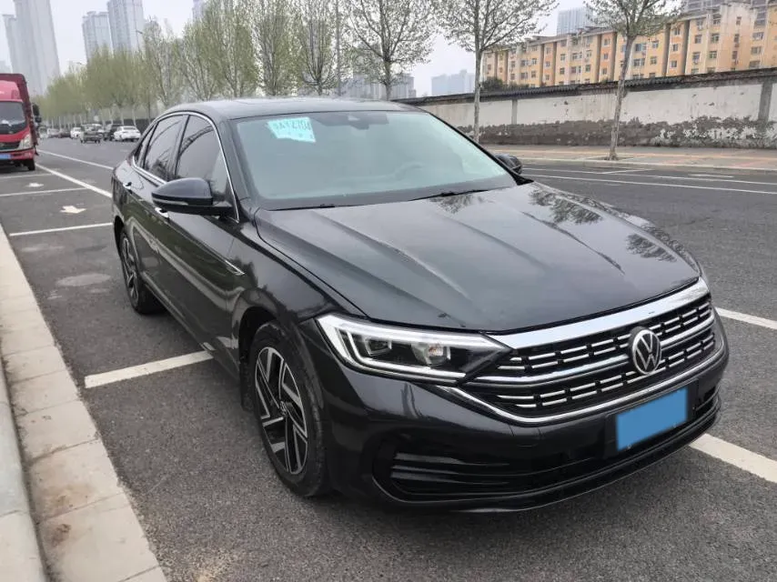 2023 Volkswagen Sagitar 1.5T 160HP L4 7DCT,autocango,china used car exporter,china ev exporter,chinese used car exporter,chinese used ev exporter