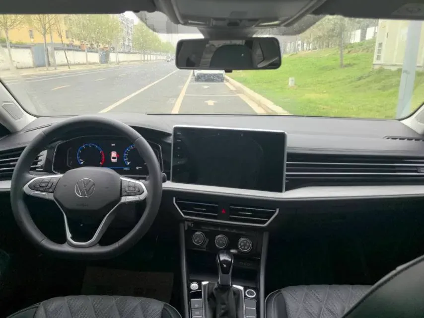 2023 Volkswagen Sagitar 1.5T 160HP L4 7DCT,autocango,china used car exporter,china ev exporter,chinese used car exporter,chinese used ev exporter