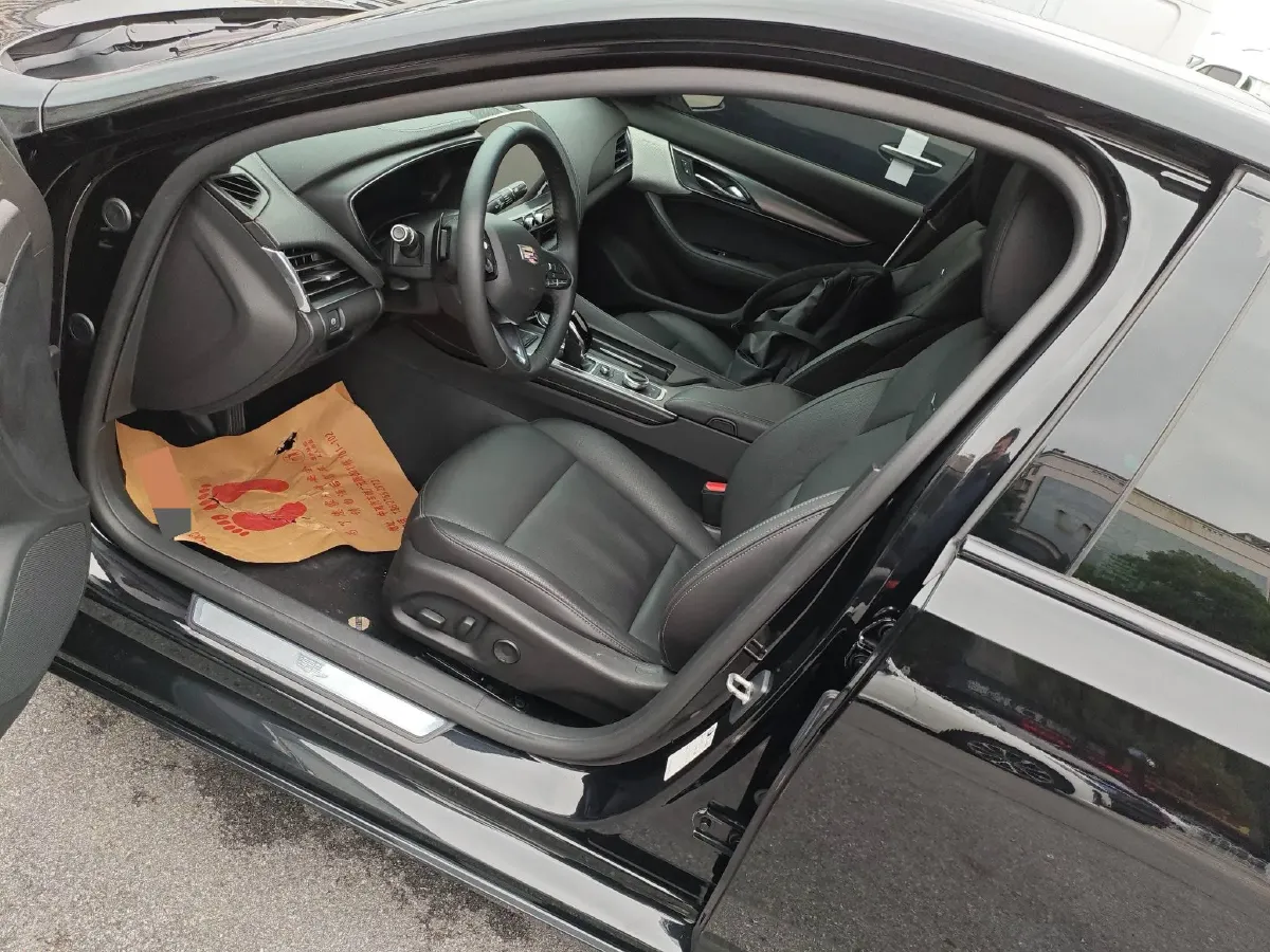 2021 Cadillac CT5 2.0T 237HP L4 10AT,autocango,china used car exporter,china ev exporter,chinese used car exporter,chinese used ev exporter