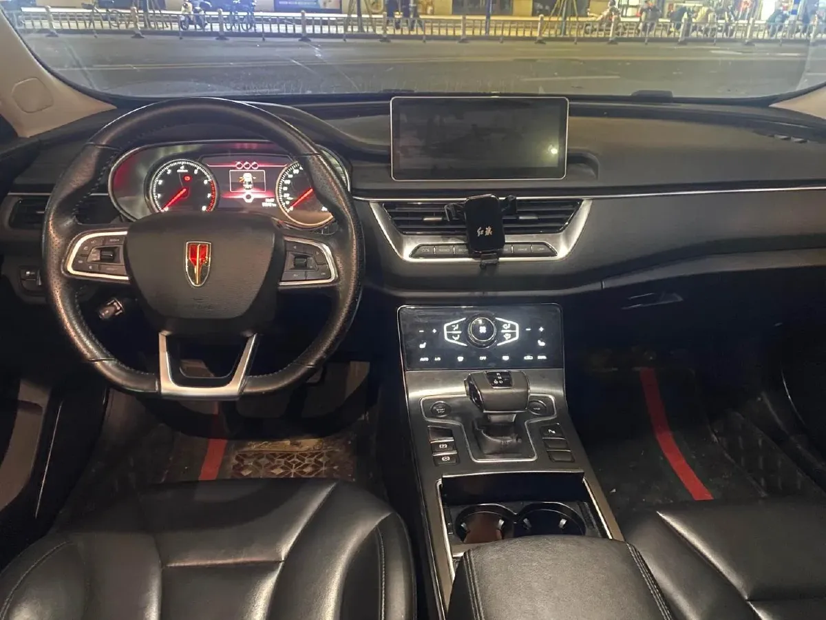 2022 HongQi H5 1.5T 169HP L4 7DCT,autocango,china used car exporter,china ev exporter,chinese used car exporter,chinese used ev exporter