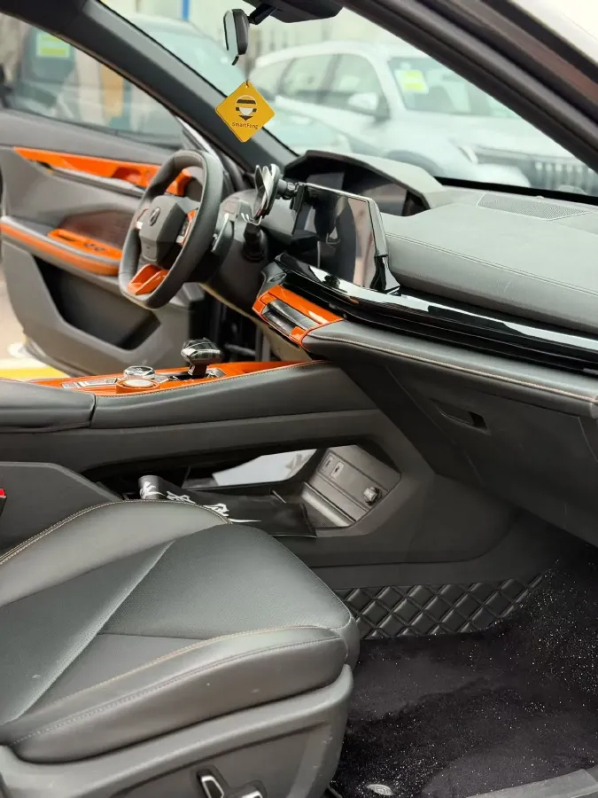 2022 ChangAn UNI-V 1.5T 188HP L4 7DCT,autocango,china used car exporter,china ev exporter,chinese used car exporter,chinese used ev exporter