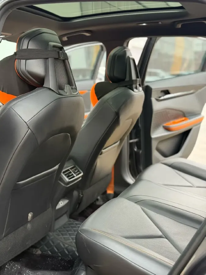 2022 ChangAn UNI-V 1.5T 188HP L4 7DCT,autocango,china used car exporter,china ev exporter,chinese used car exporter,chinese used ev exporter