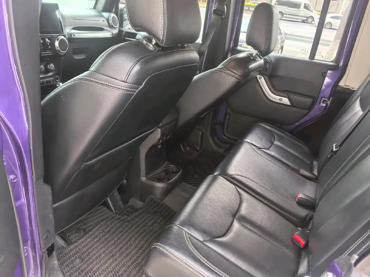 2017 Jeep Wrangler 3.0L 234HP V6 5AT,autocango,china used car exporter,china ev exporter,chinese used car exporter,chinese used ev exporter