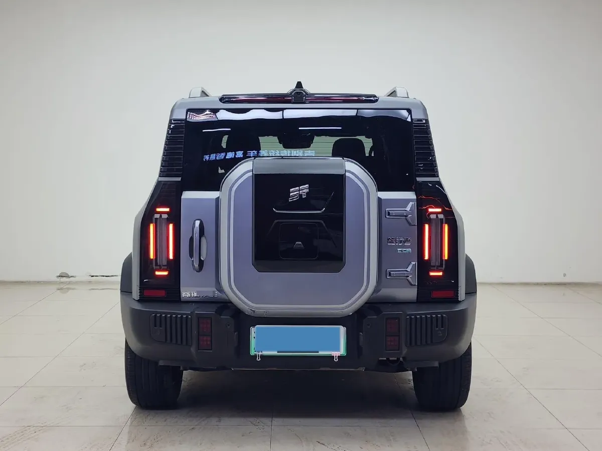 2024 Jetour ShanHai TravellerC-DM 1.5T 156HP L4 3DHT PHEV 43.24KWH,autocango,china used car exporter,china ev exporter,chinese used car exporter,chinese used ev exporter