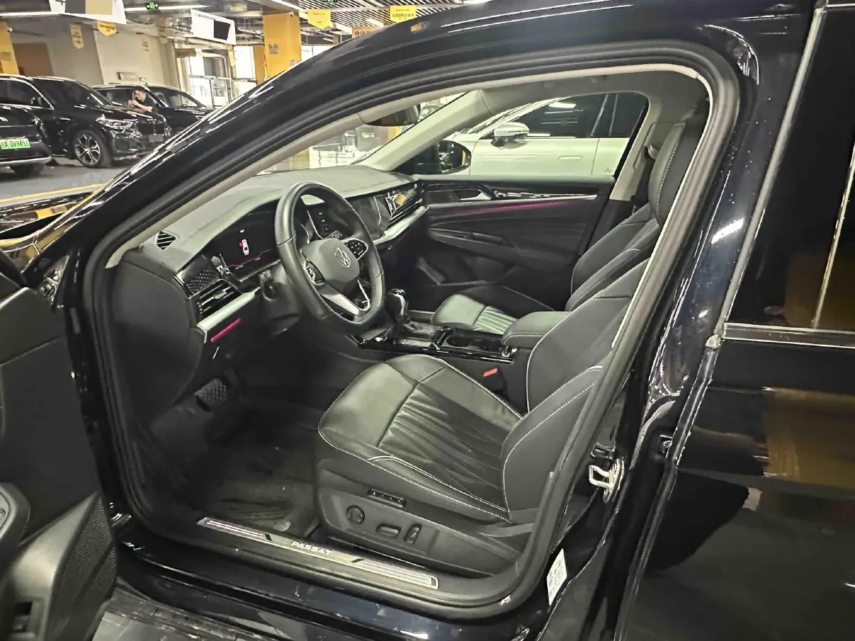 2023 Volkswagen Passat 2.0T 186HP L4 7DCT,autocango,china used car exporter,china ev exporter,chinese used car exporter,chinese used ev exporter