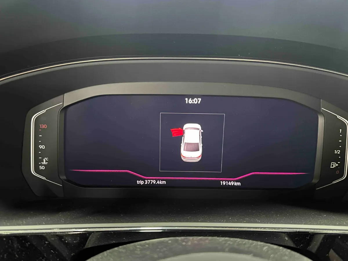 2023 Volkswagen Passat 2.0T 186HP L4 7DCT,autocango,china used car exporter,china ev exporter,chinese used car exporter,chinese used ev exporter