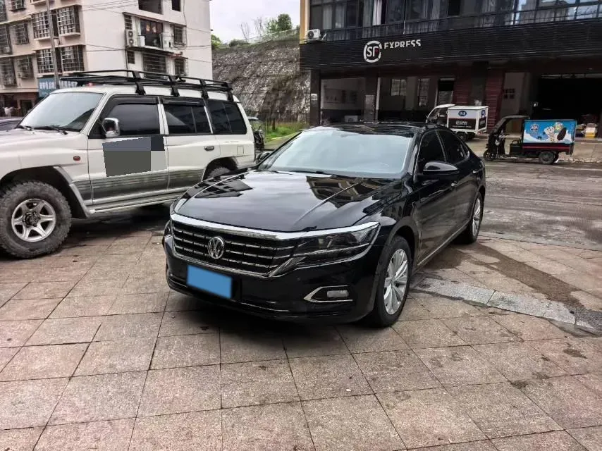 2020 Volkswagen Passat 2.0T 186HP L4 7DCT,autocango,china used car exporter,china ev exporter,chinese used car exporter,chinese used ev exporter
