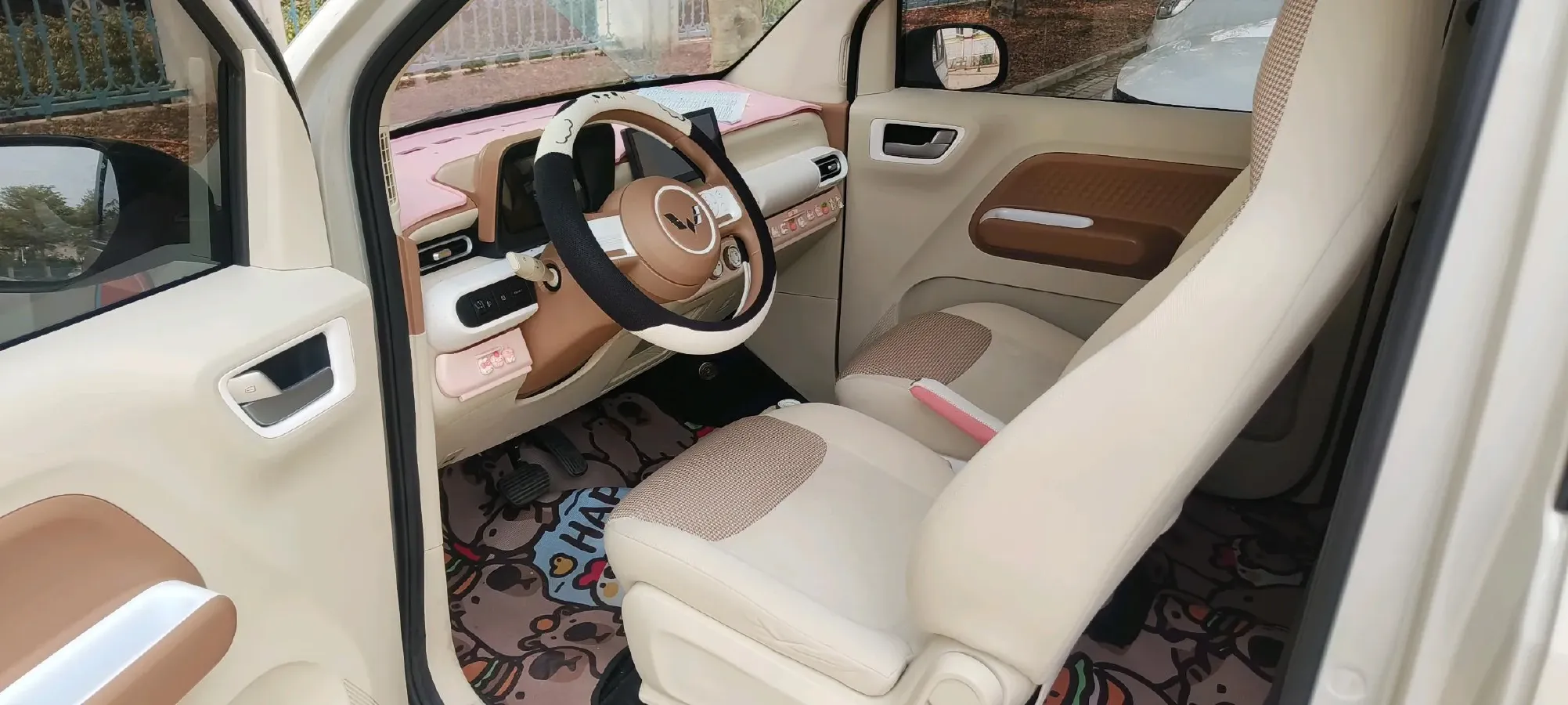 2024 WuLing HongGuang MINI EV BEV 17.3KWH,autocango,china used car exporter,china ev exporter,chinese used car exporter,chinese used ev exporter