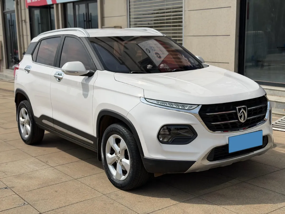 2017 BaoJun 510 1.5L 112HP L4 6MT,autocango,china used car exporter,china ev exporter,chinese used car exporter,chinese used ev exporter