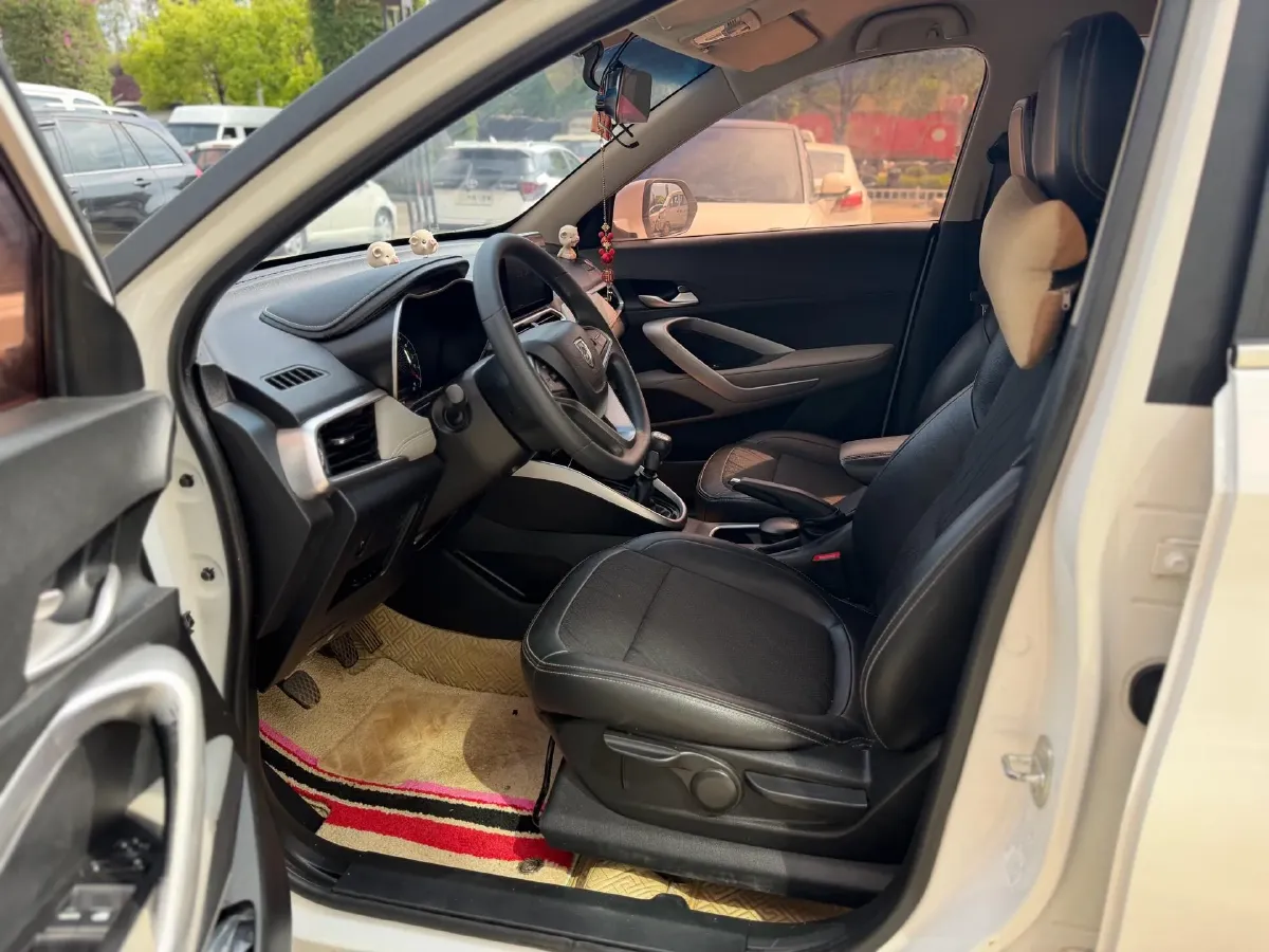 2017 BaoJun 510 1.5L 112HP L4 6MT,autocango,china used car exporter,china ev exporter,chinese used car exporter,chinese used ev exporter