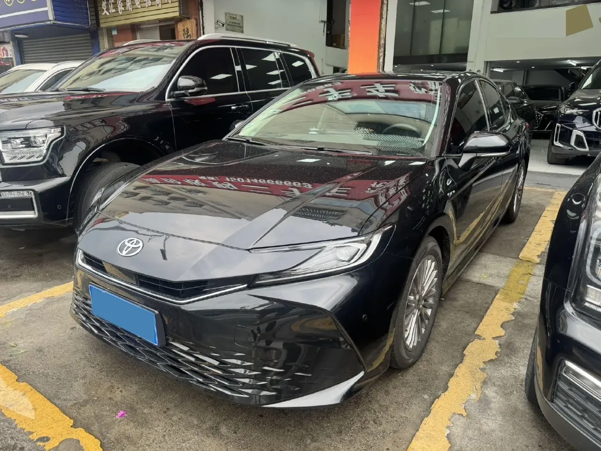 2024 Toyota Camry 2.0L 152HP L4 E-CVT Hybrid,autocango,china used car exporter,china ev exporter,chinese used car exporter,chinese used ev exporter