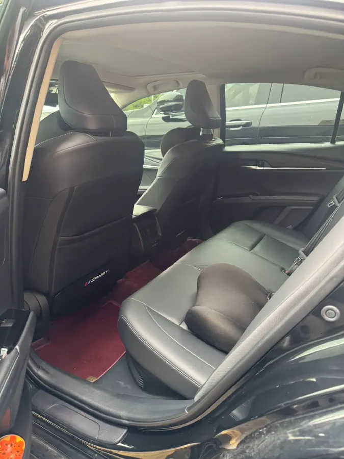 2024 Toyota Camry 2.0L 152HP L4 E-CVT Hybrid,autocango,china used car exporter,china ev exporter,chinese used car exporter,chinese used ev exporter