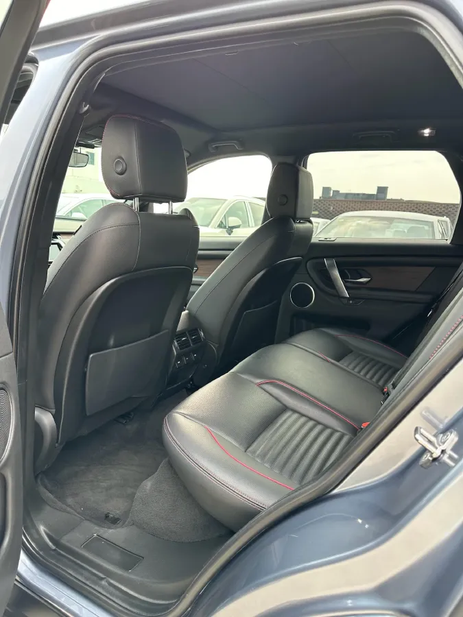 2020 Land Rover Discovery Sport 2.0T 249HP L4 9AT,autocango,china used car exporter,china ev exporter,chinese used car exporter,chinese used ev exporter