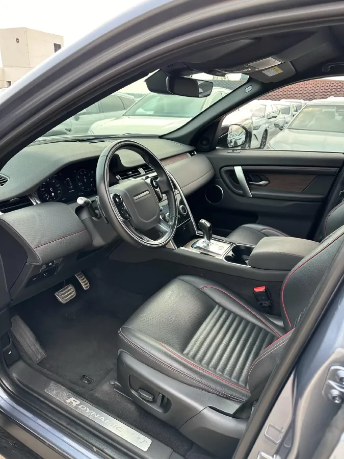 2020 Land Rover Discovery Sport 2.0T 249HP L4 9AT,autocango,china used car exporter,china ev exporter,chinese used car exporter,chinese used ev exporter