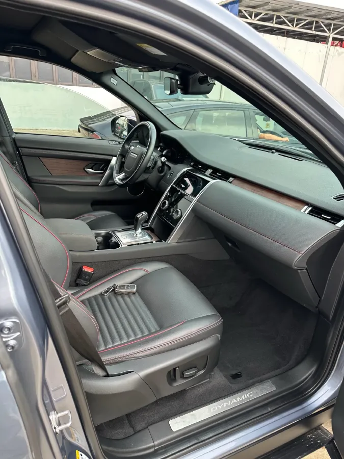 2020 Land Rover Discovery Sport 2.0T 249HP L4 9AT,autocango,china used car exporter,china ev exporter,chinese used car exporter,chinese used ev exporter