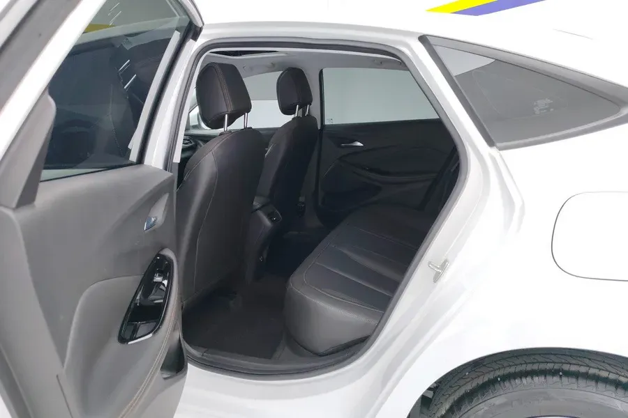 2023 Buick Verano 1.5T 184HP L4 CVT,autocango,china used car exporter,china ev exporter,chinese used car exporter,chinese used ev exporter