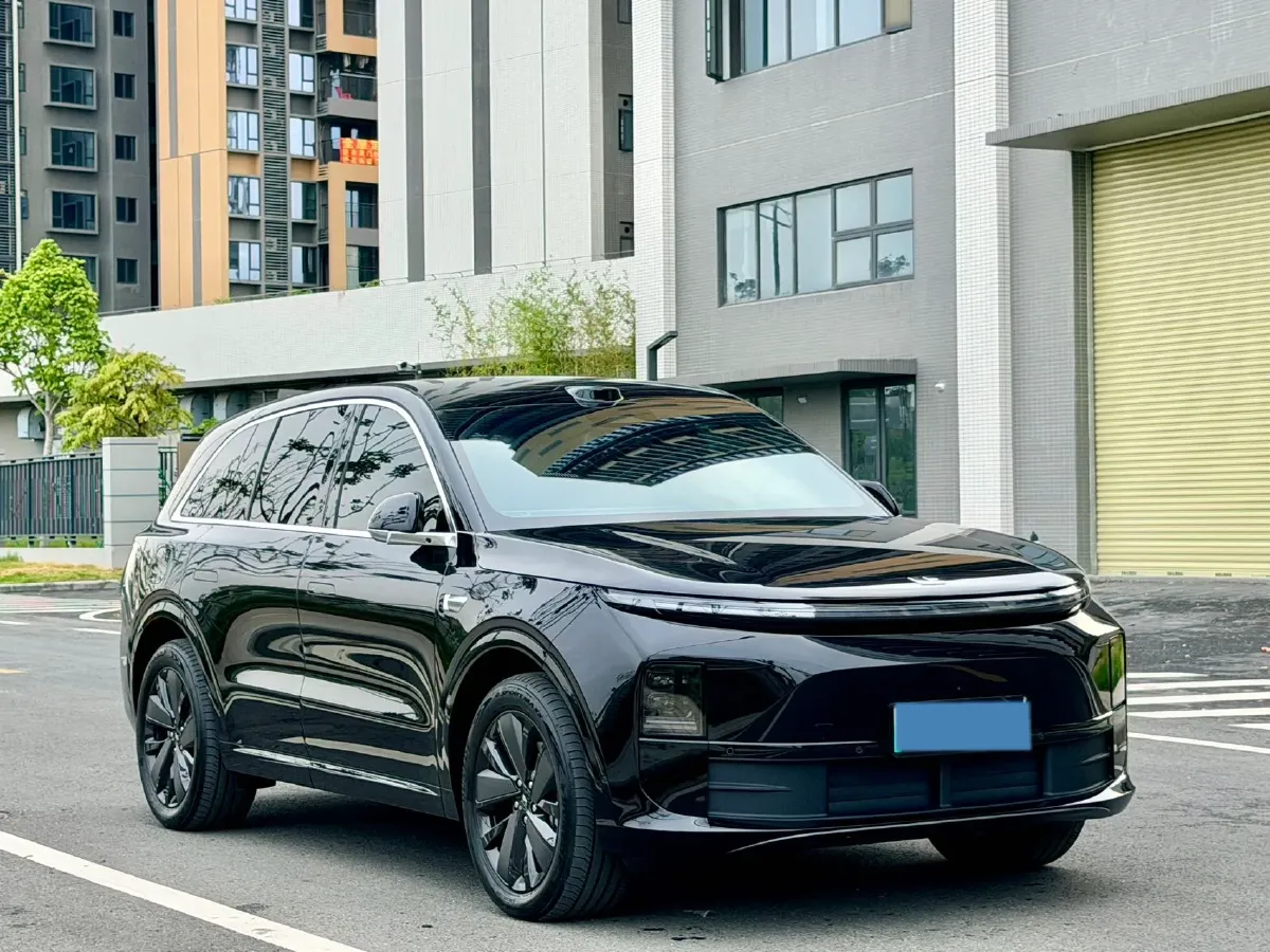 2025 Li L6 Range Extended 154HP L4 REEV,autocango,china used car exporter,china ev exporter,chinese used car exporter,chinese used ev exporter