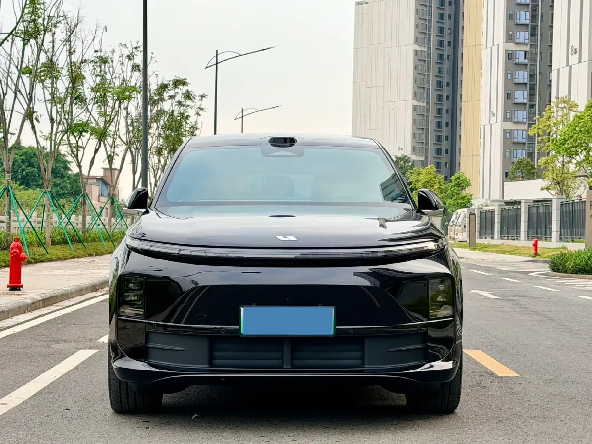 2025 Li L6 Range Extended 154HP L4 REEV,autocango,china used car exporter,china ev exporter,chinese used car exporter,chinese used ev exporter