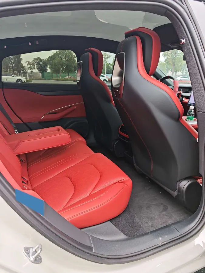 2024 MI SU7 BEV 73.6KWH,autocango,china used car exporter,china ev exporter,chinese used car exporter,chinese used ev exporter