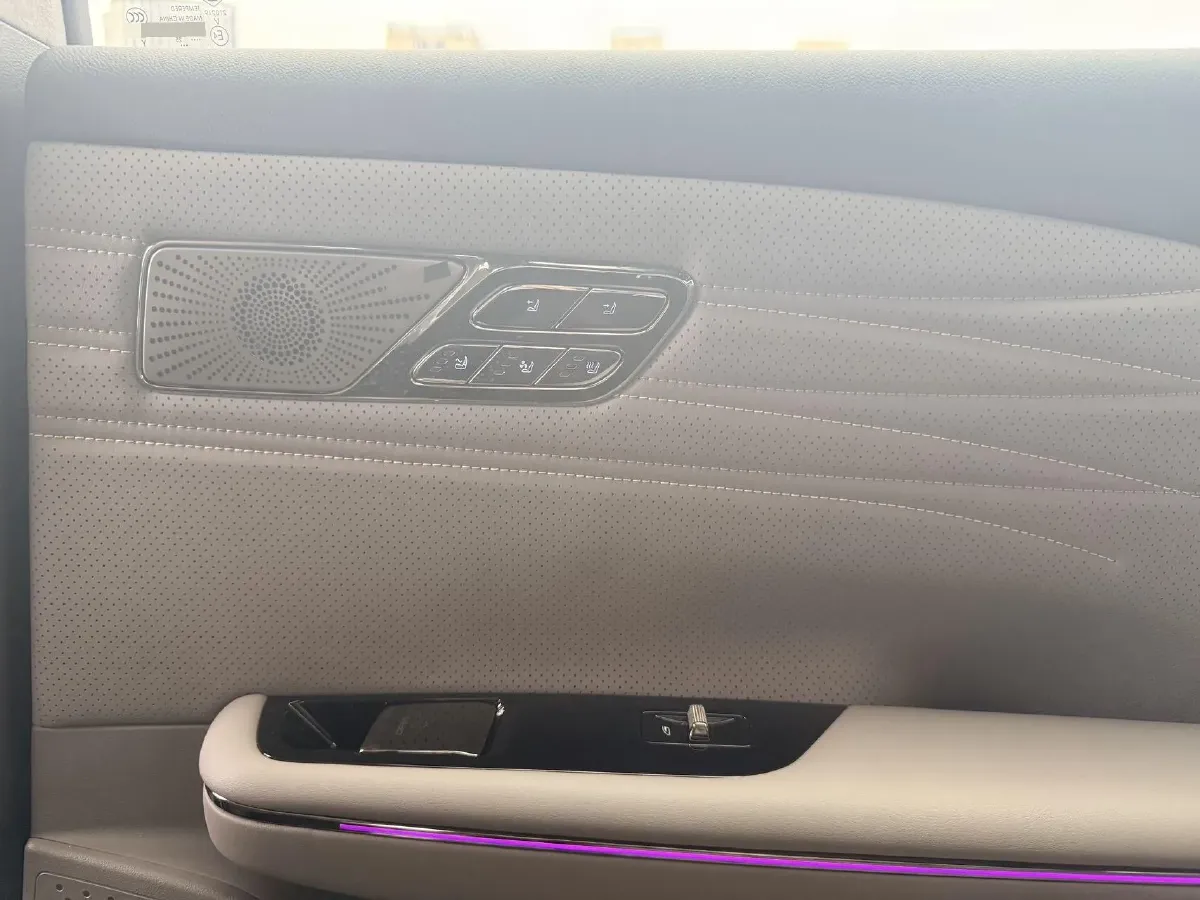 2025 Geely Galaxy Starshine 8 1.5T 163HP L4 3DHT PHEV 27.69KWH,autocango,china used car exporter,china ev exporter,chinese used car exporter,chinese used ev exporter