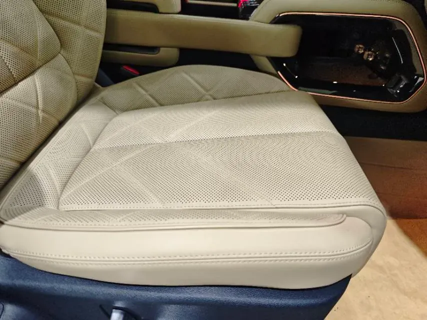 2023 FangChengBao Bao 5 1.5T 194HP L4 E-CVT PHEV 31.8KWH,autocango,china used car exporter,china ev exporter,chinese used car exporter,chinese used ev exporter