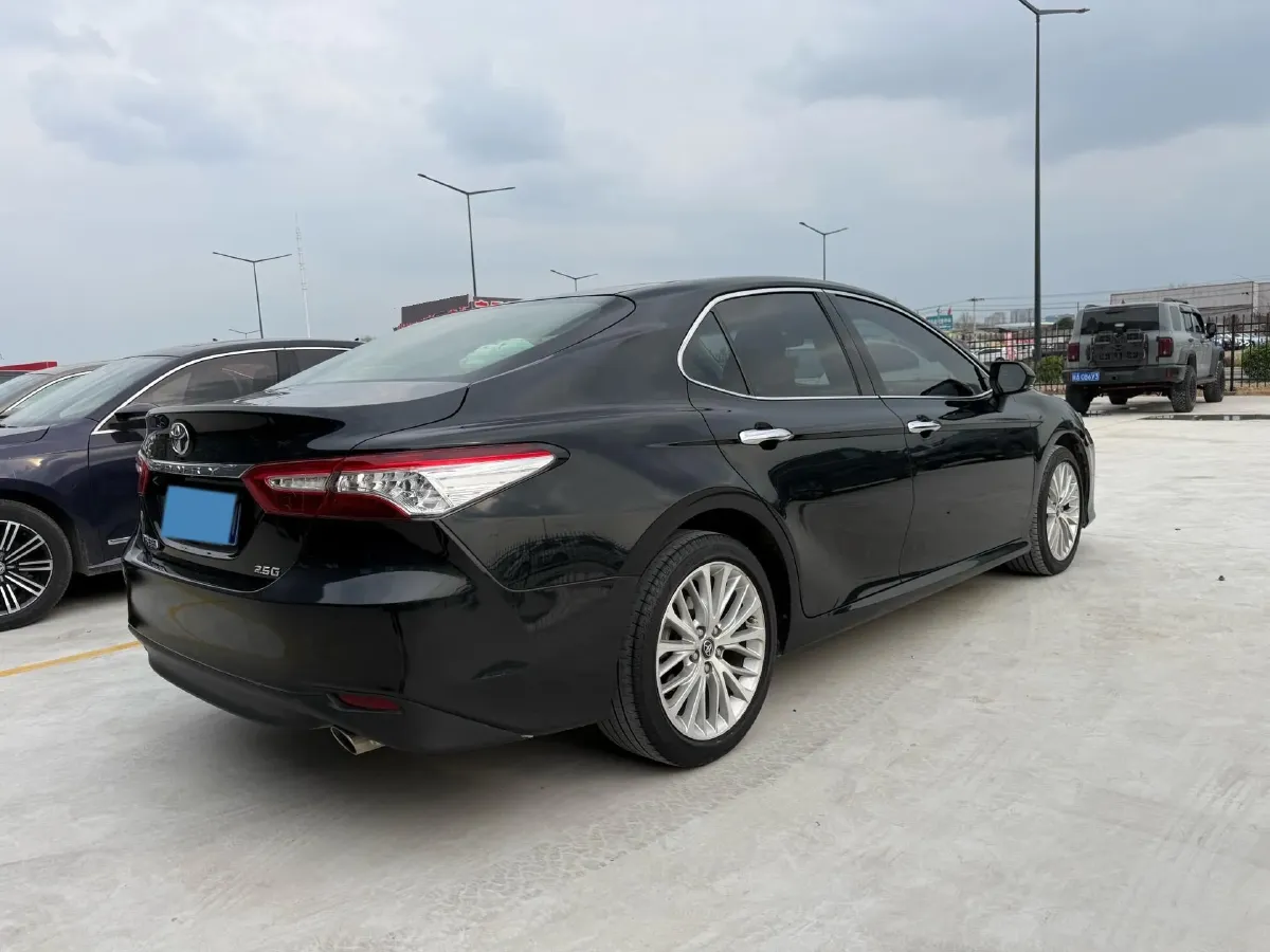 2019 Toyota Camry 2.5L 209HP L4 8AT,autocango,china used car exporter,china ev exporter,chinese used car exporter,chinese used ev exporter