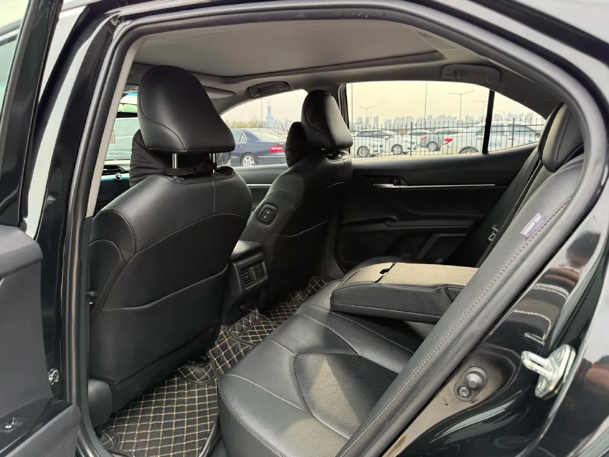 2019 Toyota Camry 2.5L 209HP L4 8AT,autocango,china used car exporter,china ev exporter,chinese used car exporter,chinese used ev exporter