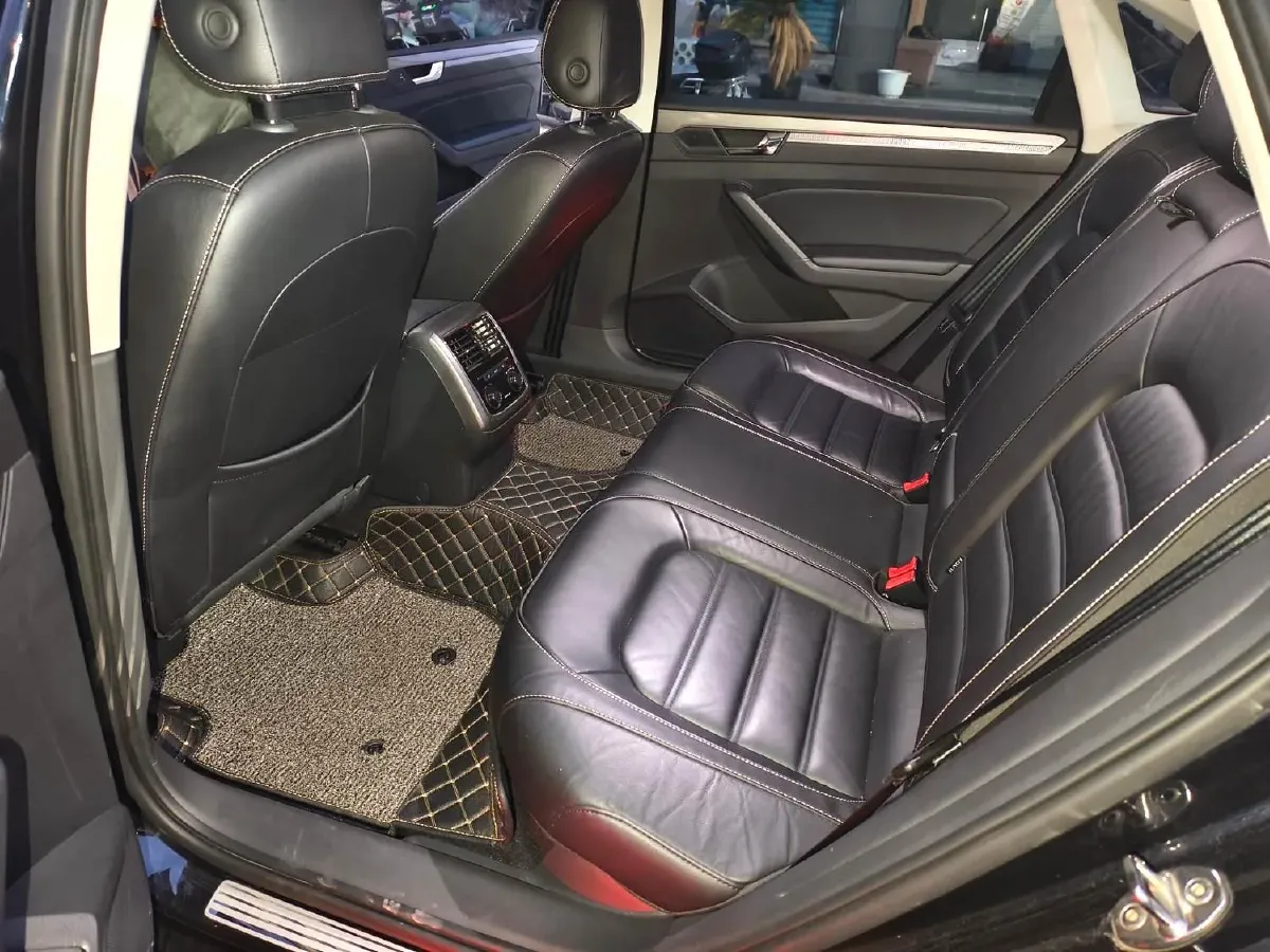 2017 Volkswagen Passat 1.8T 180HP L4 7DCT,autocango,china used car exporter,china ev exporter,chinese used car exporter,chinese used ev exporter