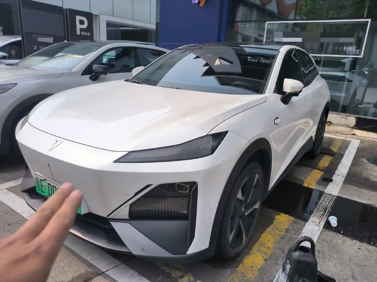 2023 Deepal S07 BEV 66.8KWH,autocango,china used car exporter,china ev exporter,chinese used car exporter,chinese used ev exporter