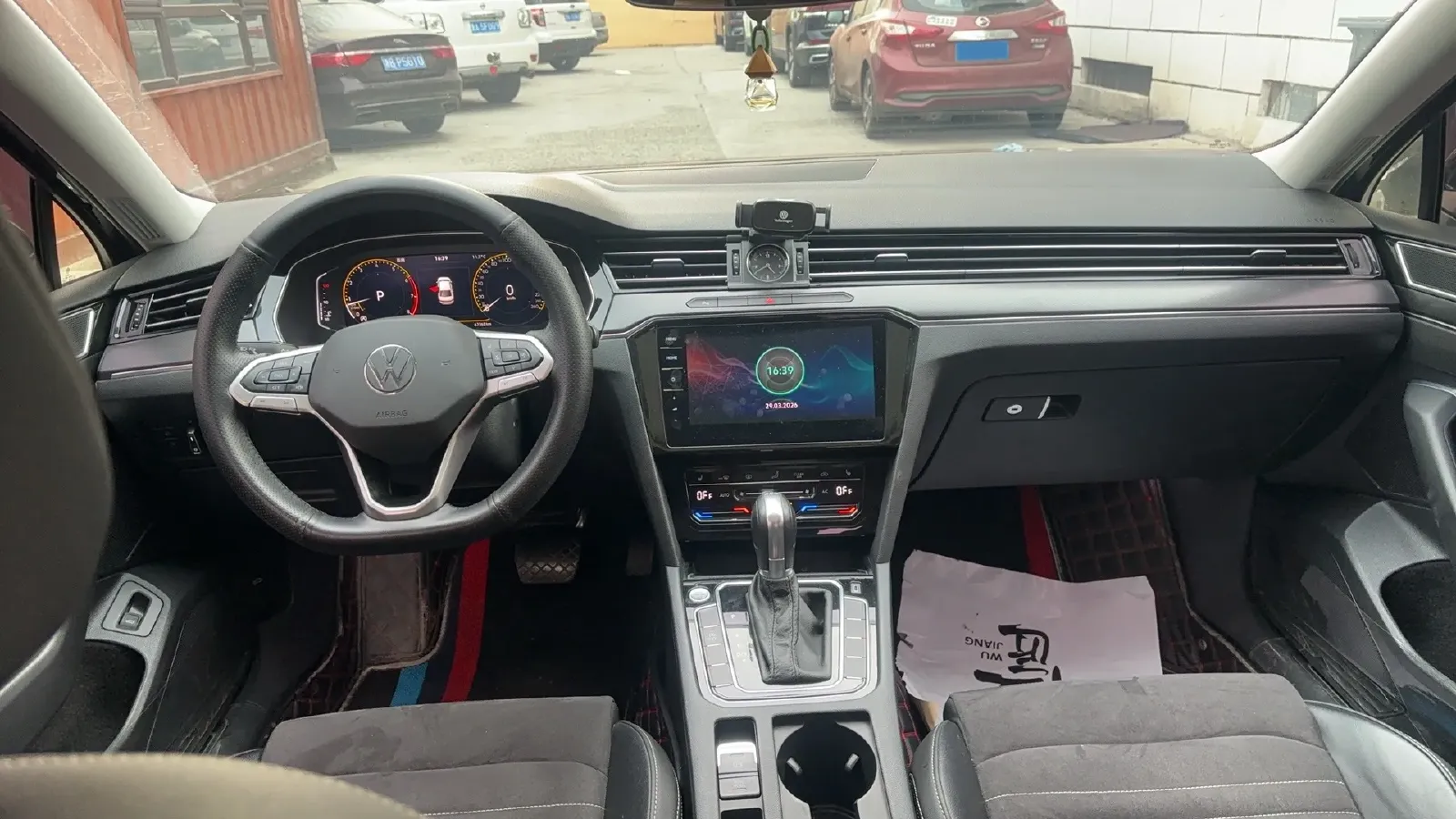 2021 Volkswagen Magotan 2.0T 186HP L4 7DCT,autocango,china used car exporter,china ev exporter,chinese used car exporter,chinese used ev exporter