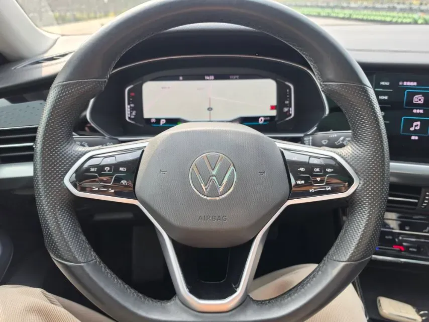 2023 Volkswagen Passat 2.0T 186HP L4 7DCT,autocango,china used car exporter,china ev exporter,chinese used car exporter,chinese used ev exporter