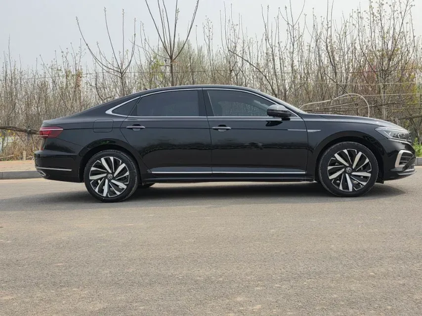 2023 Volkswagen Passat 2.0T 186HP L4 7DCT,autocango,china used car exporter,china ev exporter,chinese used car exporter,chinese used ev exporter
