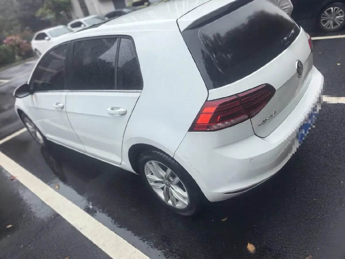 2018 Volkswagen Golf 1.6L 110HP L4 6AT,autocango,china used car exporter,china ev exporter,chinese used car exporter,chinese used ev exporter