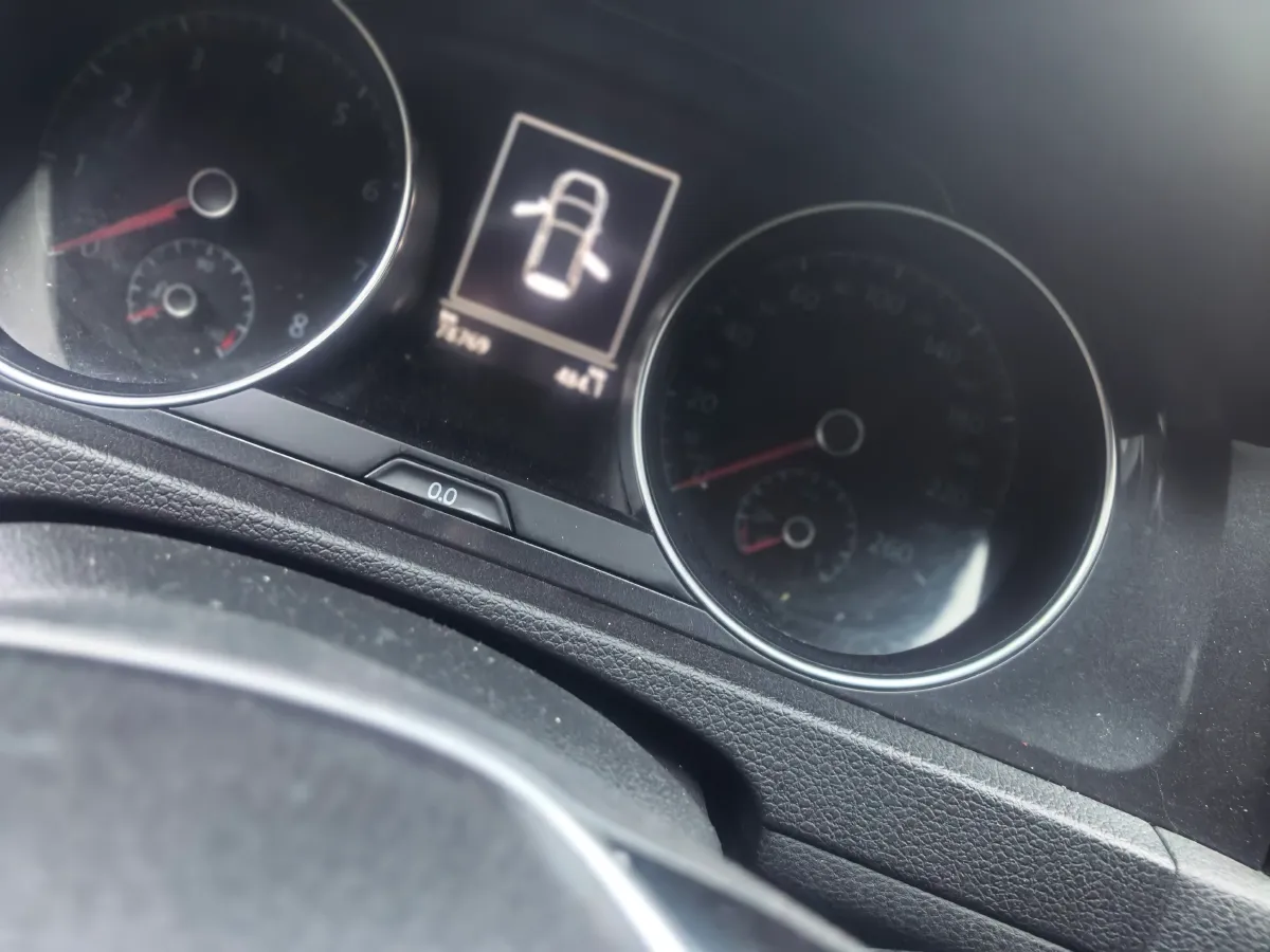 2018 Volkswagen Golf 1.6L 110HP L4 6AT,autocango,china used car exporter,china ev exporter,chinese used car exporter,chinese used ev exporter