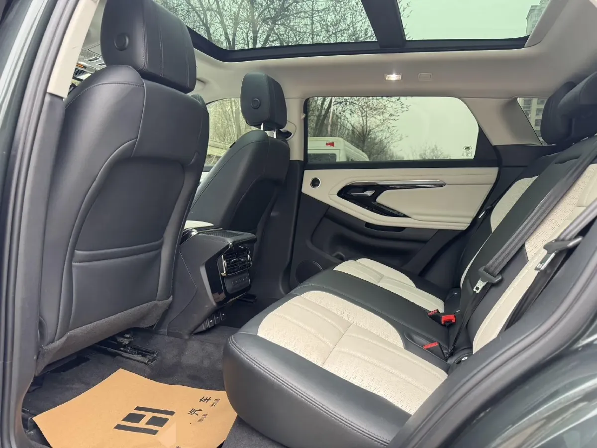 2021 Land Rover Range Rover Evoque 2.0T 249HP L4 9AT,autocango,china used car exporter,china ev exporter,chinese used car exporter,chinese used ev exporter