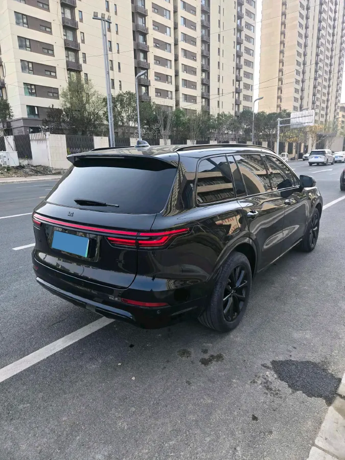 2020 Li ONE Range Extended 131HP REEV 40.5KWH,autocango,china used car exporter,china ev exporter,chinese used car exporter,chinese used ev exporter