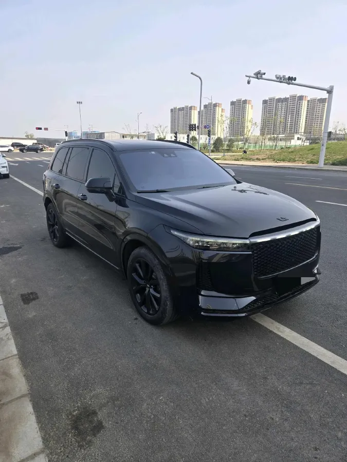 2020 Li ONE Range Extended 131HP REEV 40.5KWH,autocango,china used car exporter,china ev exporter,chinese used car exporter,chinese used ev exporter