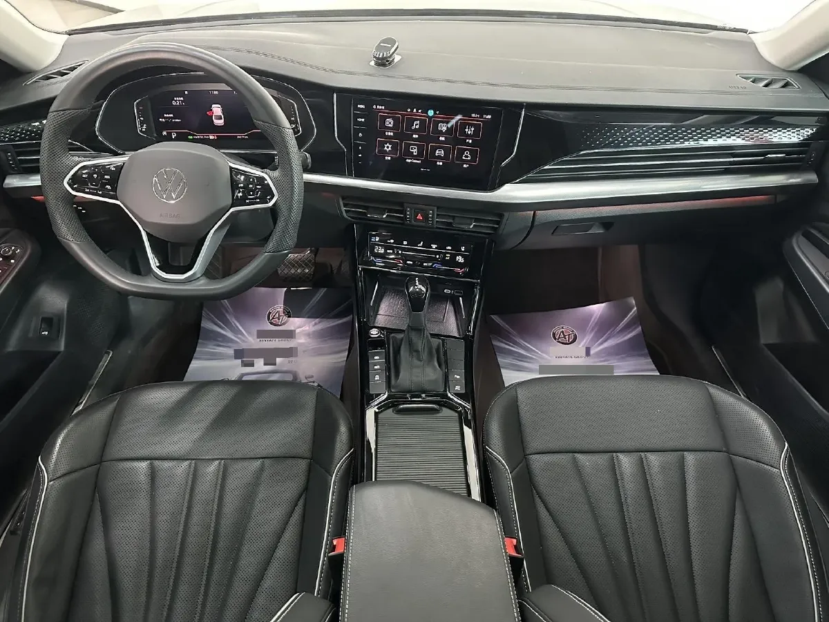 2024 Volkswagen Passat 2.0T 220HP L4 7DCT,autocango,china used car exporter,china ev exporter,chinese used car exporter,chinese used ev exporter