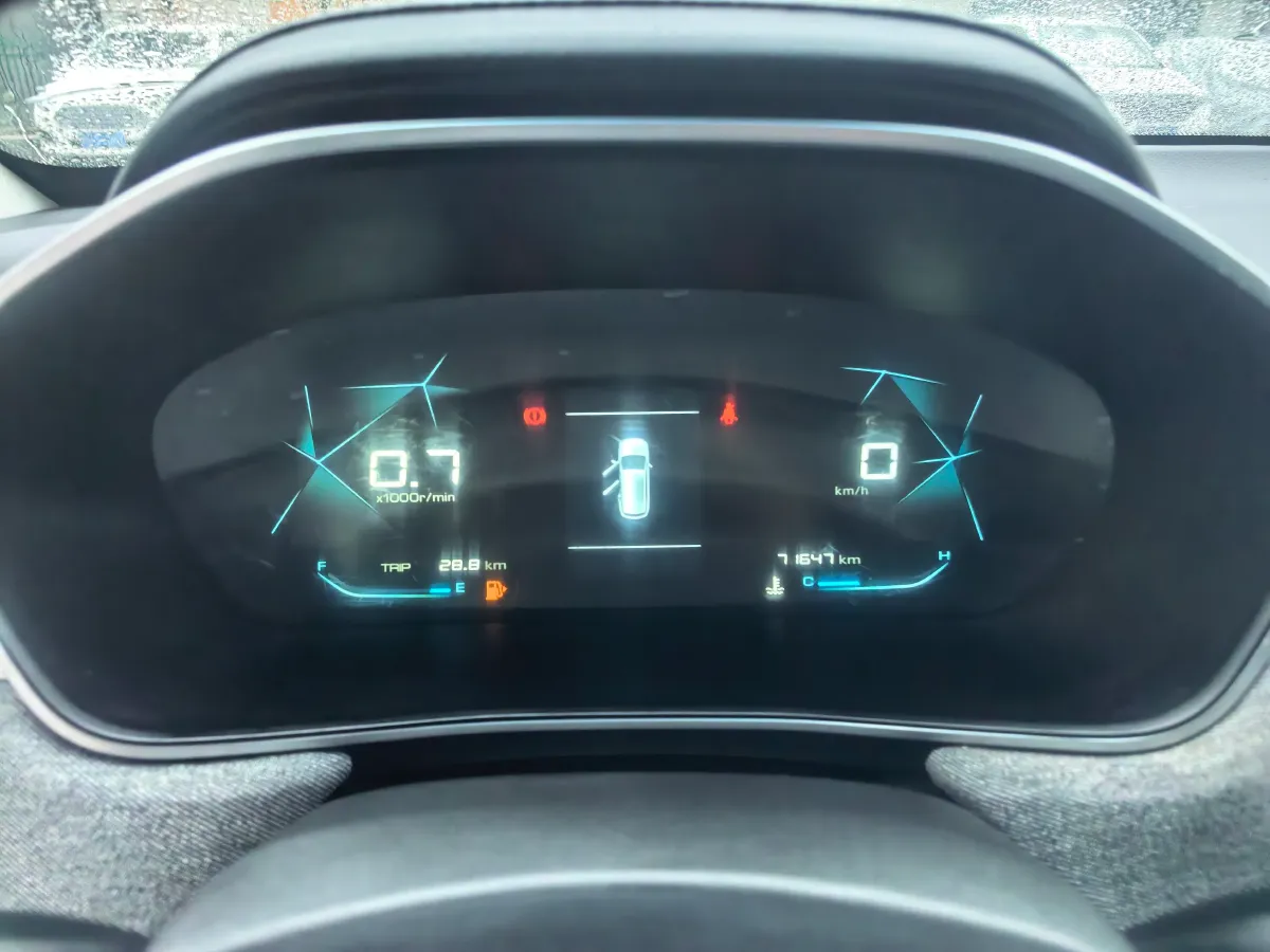 2020 BaoJun 530 1.5T 147HP L4 6MT,autocango,china used car exporter,china ev exporter,chinese used car exporter,chinese used ev exporter