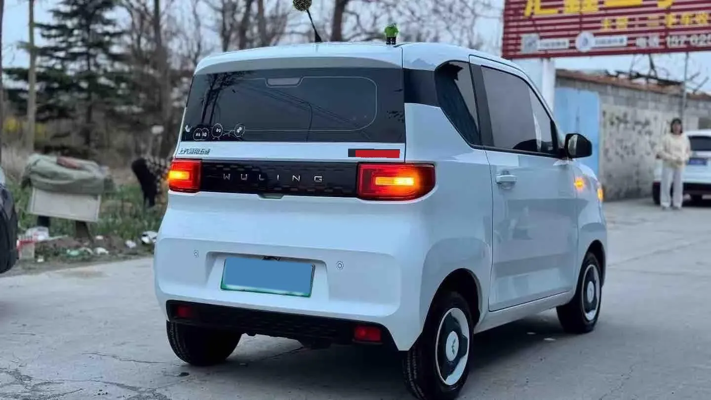 2020 WuLing HongGuang MINI EV BEV 9.3KWH,autocango,china used car exporter,china ev exporter,chinese used car exporter,chinese used ev exporter