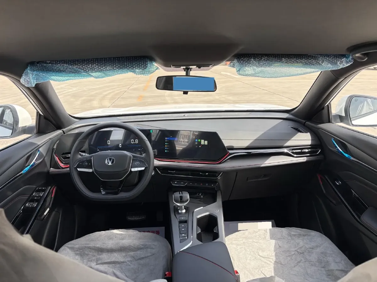 2026 ChangAn X5 PLUS 1.5T 192HP L4 7DCT,autocango,china used car exporter,china ev exporter,chinese used car exporter,chinese used ev exporter