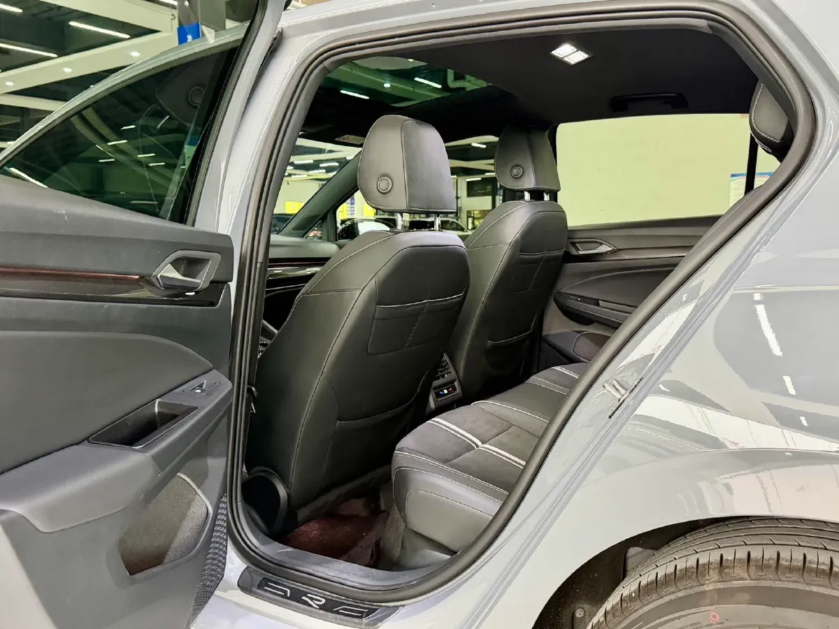 2021 Volkswagen Golf 1.4T 150HP L4 7DCT,autocango,china used car exporter,china ev exporter,chinese used car exporter,chinese used ev exporter