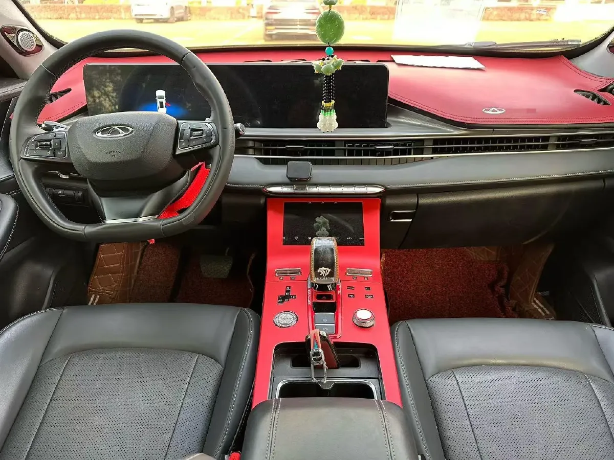 2021 Chery Tiggo 8 Plus 1.6T 197HP L4 7DCT,autocango,china used car exporter,china ev exporter,chinese used car exporter,chinese used ev exporter