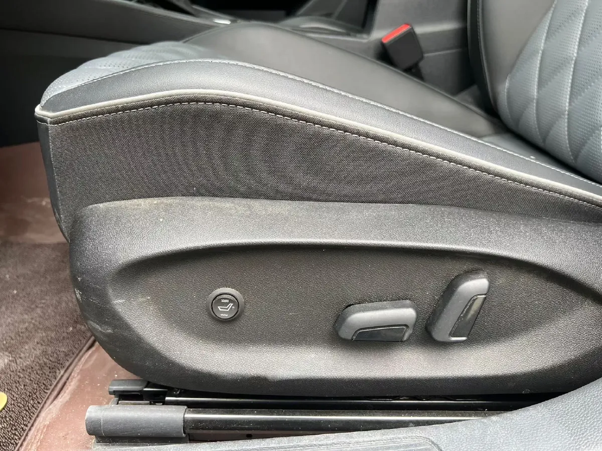 2025 Volkswagen Sagitar 1.5T 160HP L4 7DCT,autocango,china used car exporter,china ev exporter,chinese used car exporter,chinese used ev exporter