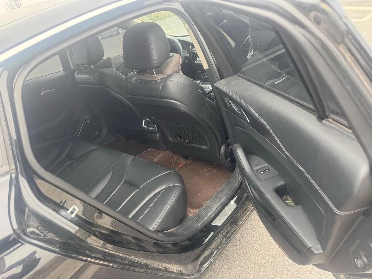 2020 HongQi H5 1.5T 169HP L4 7DCT,autocango,china used car exporter,china ev exporter,chinese used car exporter,chinese used ev exporter