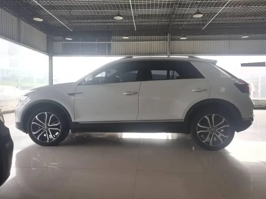 2021 Volkswagen T-Roc 1.4T 150HP L4 7DCT,autocango,china used car exporter,china ev exporter,chinese used car exporter,chinese used ev exporter