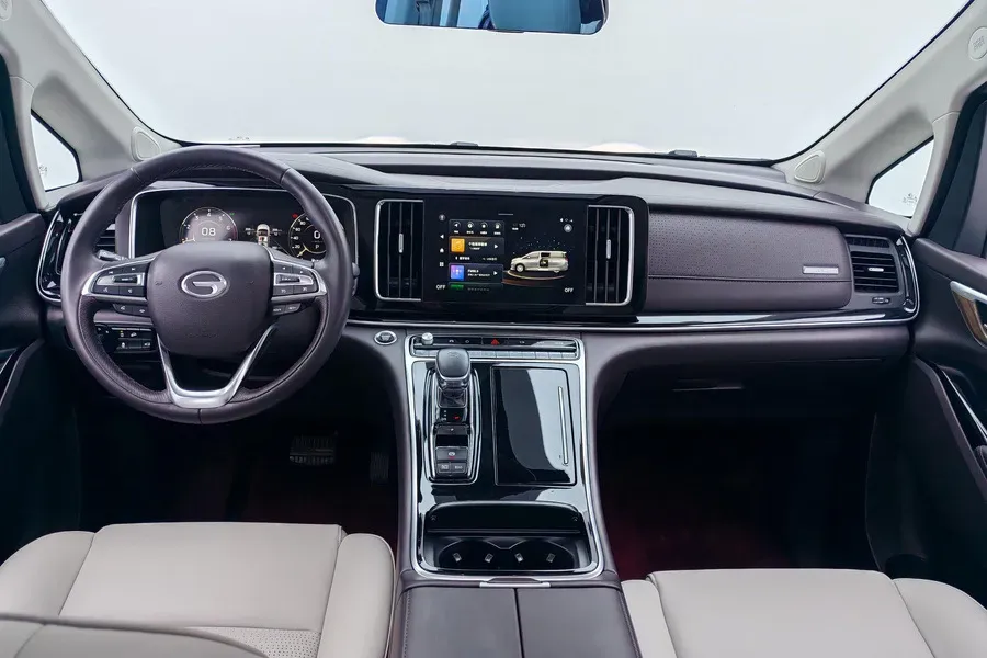 2021 GAC Trumpchi M8 2.0T 252HP L4 8AT,autocango,china used car exporter,china ev exporter,chinese used car exporter,chinese used ev exporter