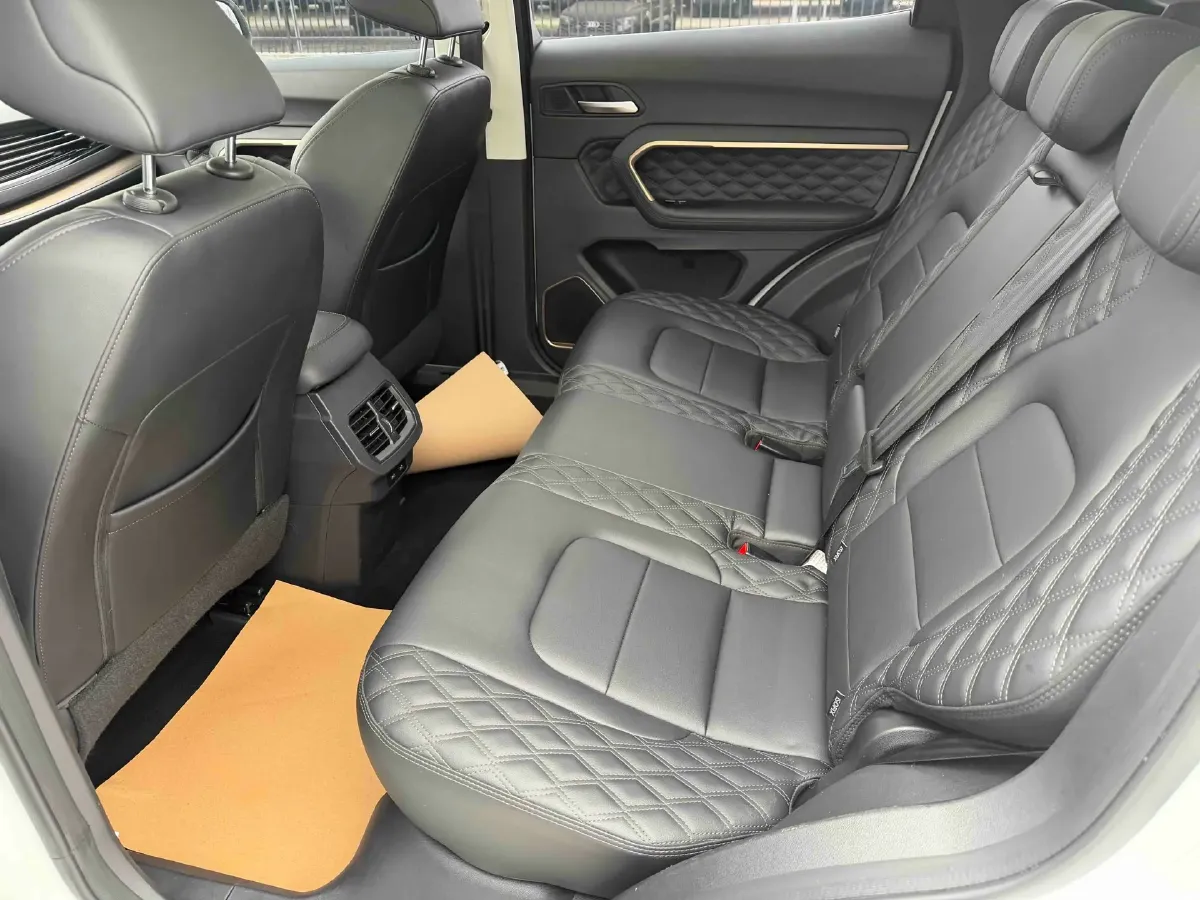 2020 Haval H6 1.5T 169HP L4 7DCT,autocango,china used car exporter,china ev exporter,chinese used car exporter,chinese used ev exporter