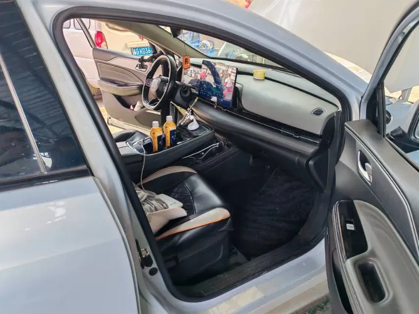 2022 ChangAn Oshan Z6 1.5T 170HP L4 6TCT PHEV 28.4KWH,autocango,china used car exporter,china ev exporter,chinese used car exporter,chinese used ev exporter