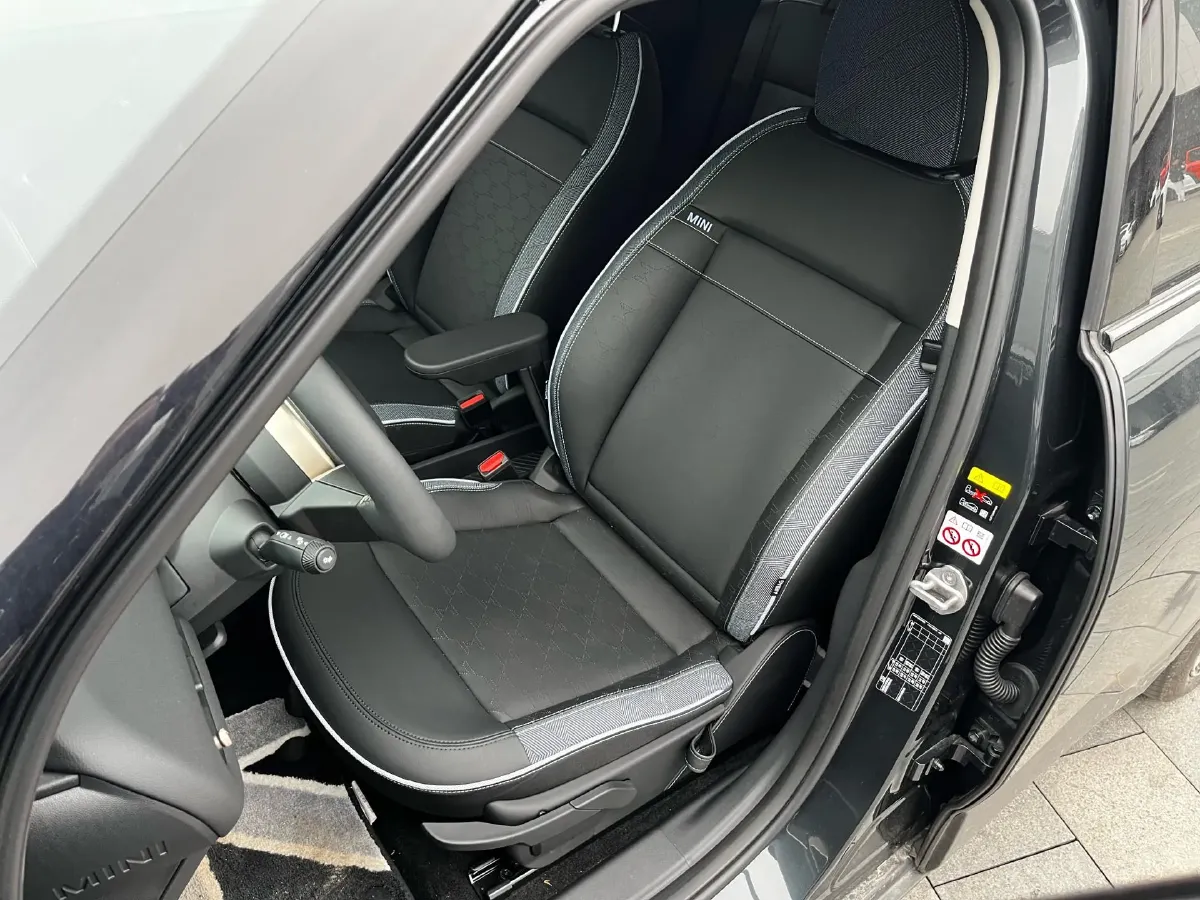 2025 MINI ACEMAN BEV,autocango,china used car exporter,china ev exporter,chinese used car exporter,chinese used ev exporter